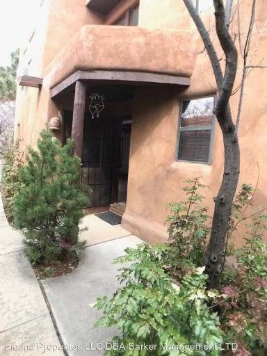 Main picture of 2389 Camino Capitan