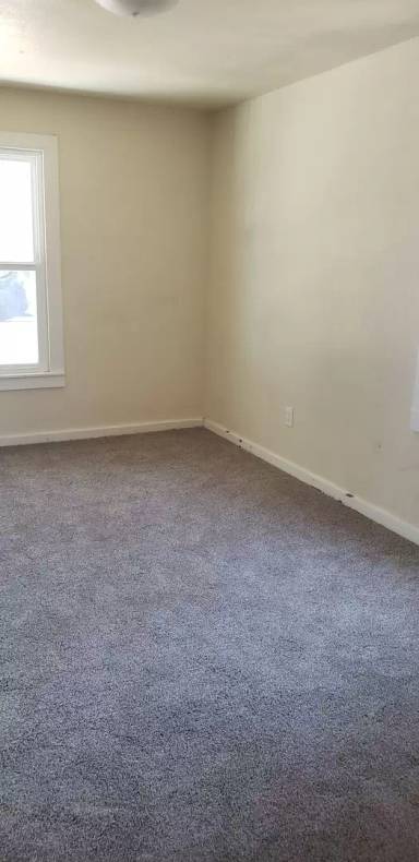 Main picture of 1701 Vosti Ave