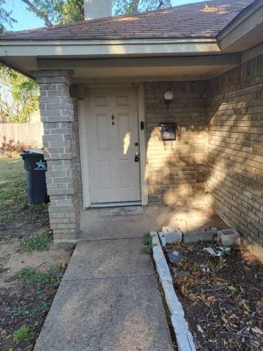 Main picture of 808 Austin St