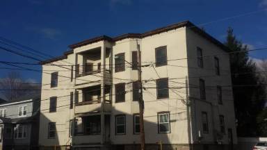 Main picture of 25 Roberts St