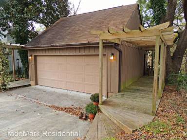 Main picture of 710 Mason Knoll Dr