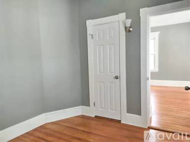 Main picture of 36 Kane St