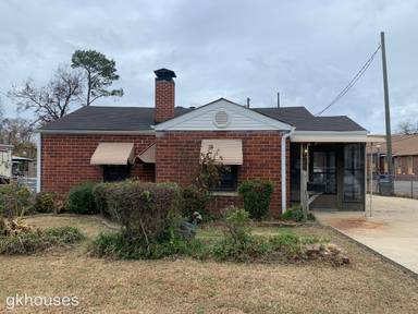 Main picture of 1908 Alabama Ave SW