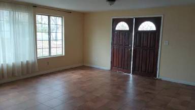 Main picture of 427 E Maple St