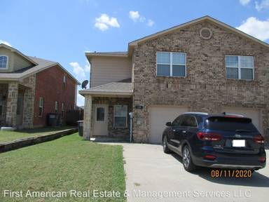 Main picture of 1104 Parkway Trl