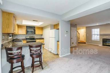 Main picture of 455 Windfield Pl