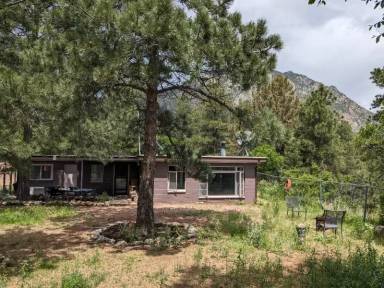 Main picture of 7703 Pine Oaks Ln