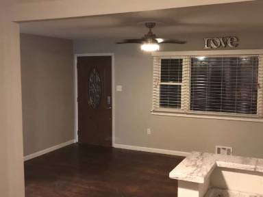 Main picture of 988 Jefferson Ave