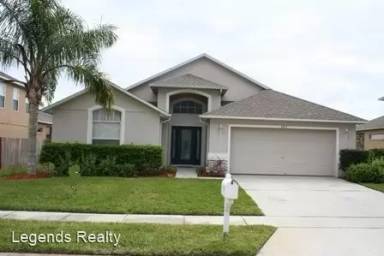 Main picture of 2811 Strand Loop Ct