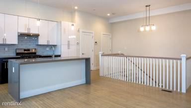 Main picture of 11 Newcomb St