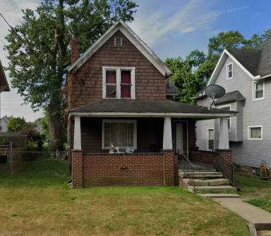 Main picture of 2330 14th St NE