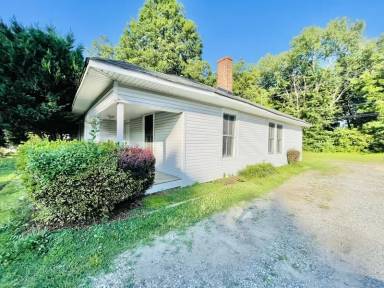 Main picture of 861 Old Charlotte Rd SW