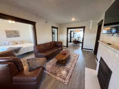 Main picture of 504 N Roosevelt Ave