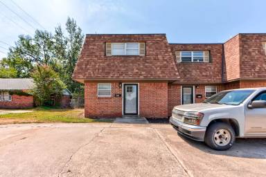 Main picture of 2112 Melrose Dr