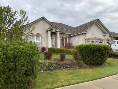 Main picture of 143 Pine Lake Dr