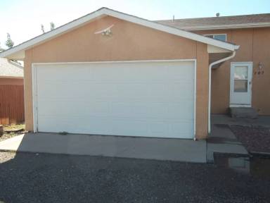 Main picture of 707 S Knox Dr