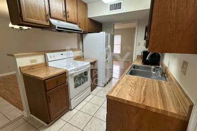 Main picture of 103 Thompson Dr