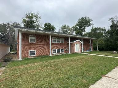 Main picture of 804 Roosevelt St