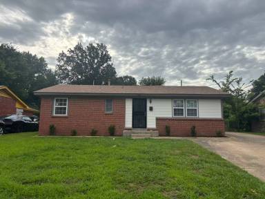 Main picture of 1262 S White Station Rd