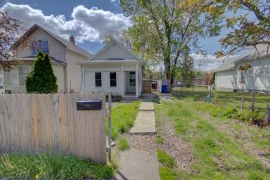 Main picture of 1607 W 2nd St