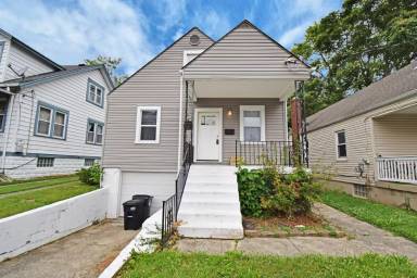 Main picture of 1918 Sterling Ave