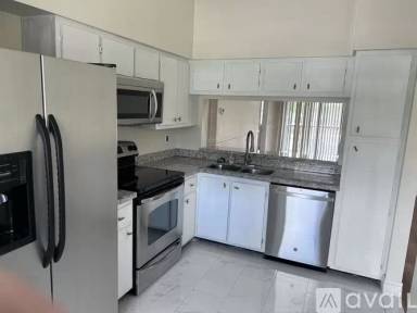Main picture of 2287 SW 80th Ter