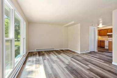 Main picture of 701-717 S Timmers Ln