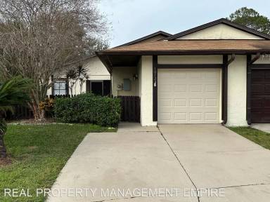 Main picture of 10122 Berry Field Ct