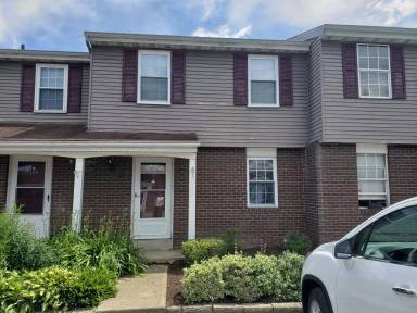 Main picture of 222 E Commons Dr