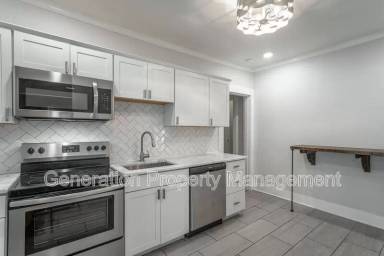 Main picture of 1420 Hixson Pike