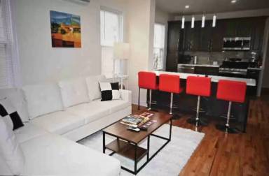 Main picture of 110 Schley St