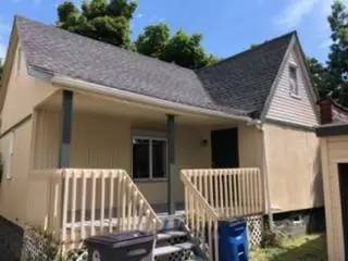 Main picture of East 125th Street 2797 - back