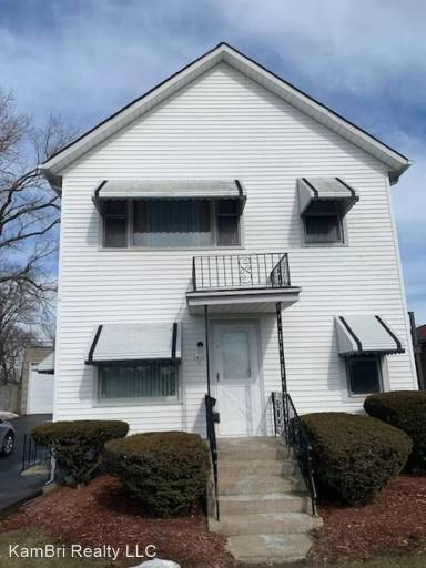 Main picture of 2441 Indiana Ave