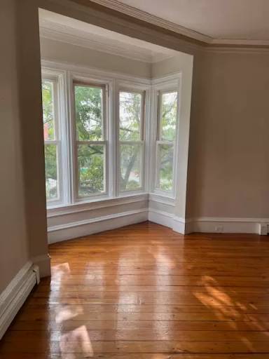 Main picture of 464 Wickenden St