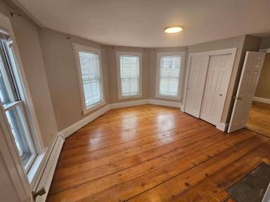 Main picture of 414 N State St