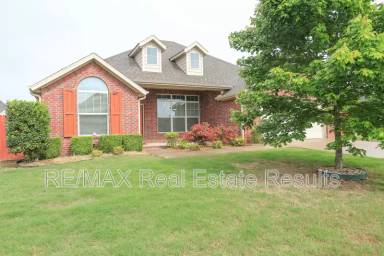 Main picture of 4405 SW Eggersway Pl