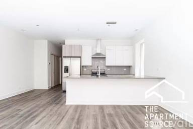 Main picture of 4453 N Hazel St