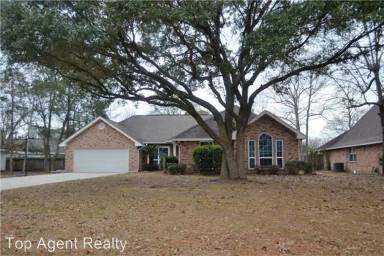 Main picture of 111 Whimby Dr