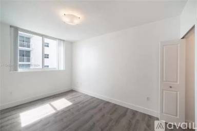 Main picture of The Sail Condo