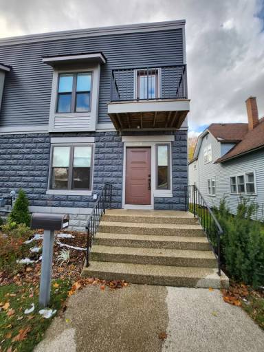 Main picture of 328 Maple Ave