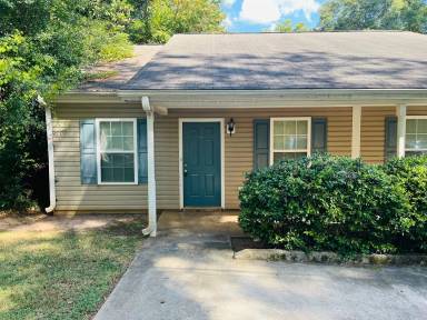 Main picture of 105 Granite St