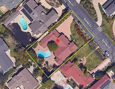 Main picture of 12 Surrey Ln