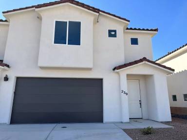 Main picture of 239 N 2480 W