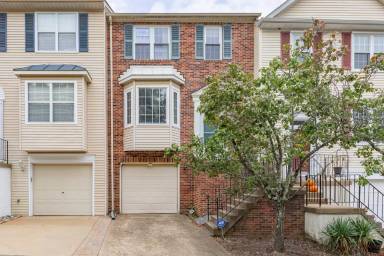 Main picture of 303 Club House Rd