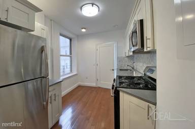 Main picture of 462 Prospect Ave