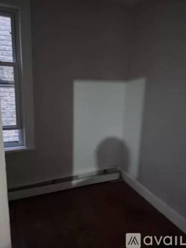 Main picture of 360 4th St