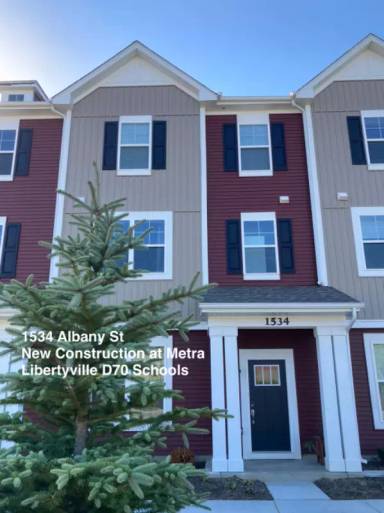 Main picture of 1534 Albany St