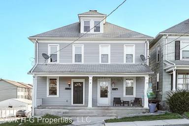 Main picture of 786 Baltimore St