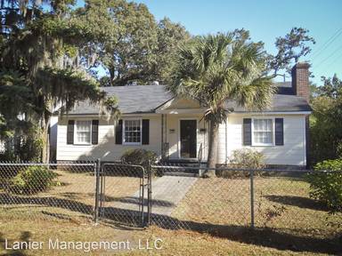 Main picture of 2040 E 37th St