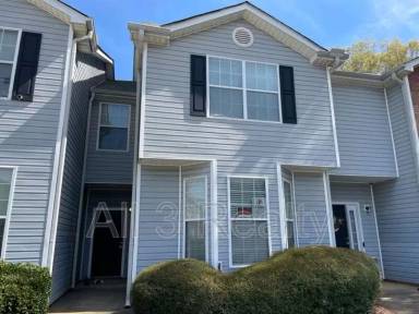 Main picture of 11330 Kayla Dr